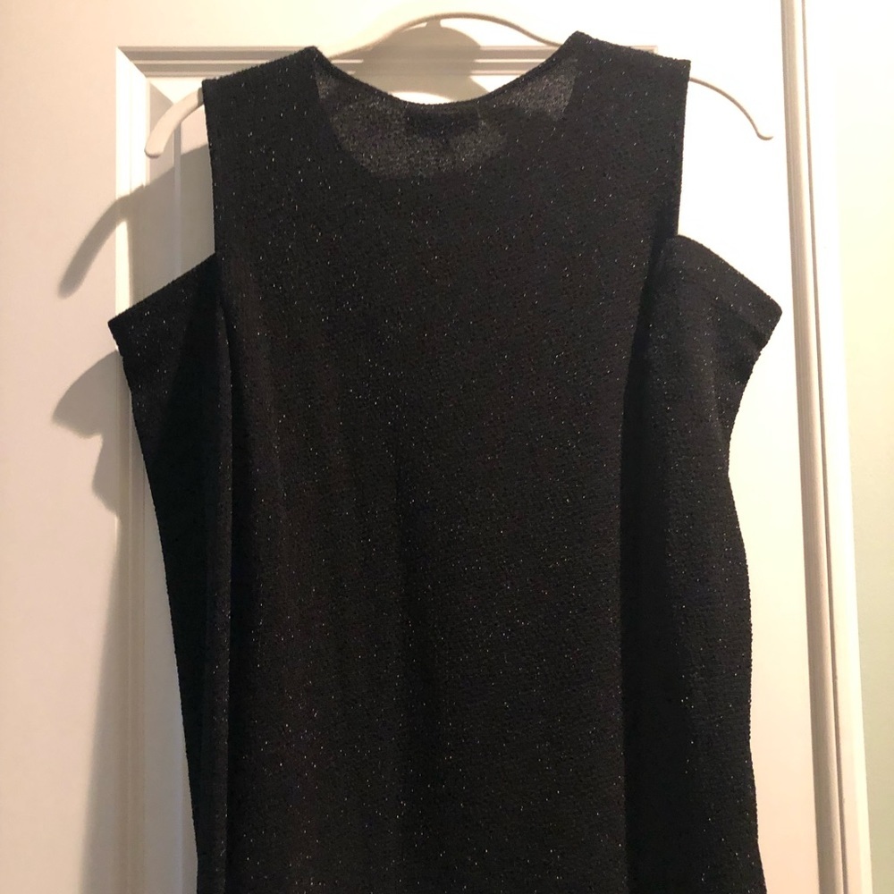 Calvin Klein Cold Shoulder Top - Picture 3 of 6